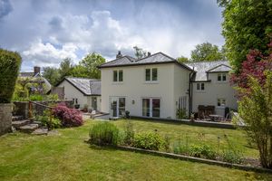 Rear Aspect - click for photo gallery